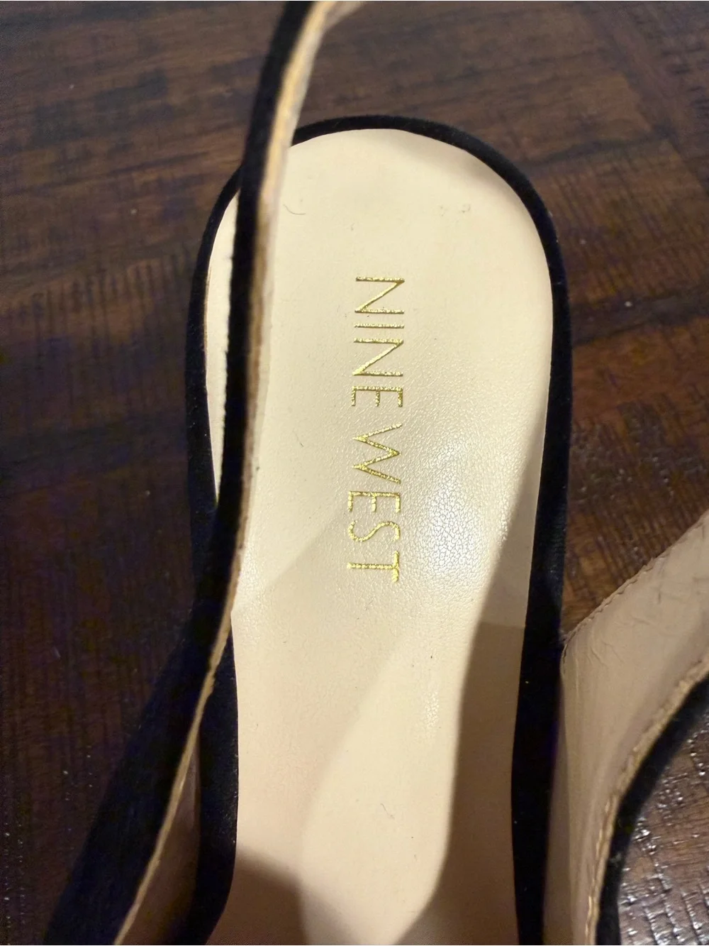 Nine West Black Slingback Heels with Black-and-White Gingham Bow / like new W